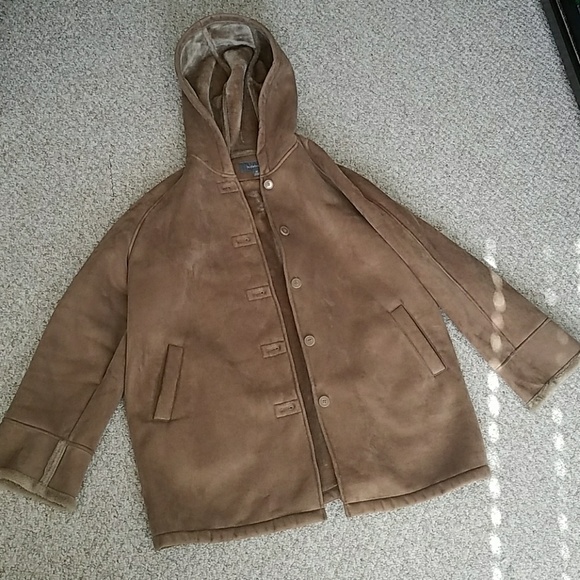 Liz Claiborne Jackets & Blazers - New Liz Claiborne Soft Fur Tan 2x Jacket 🧥